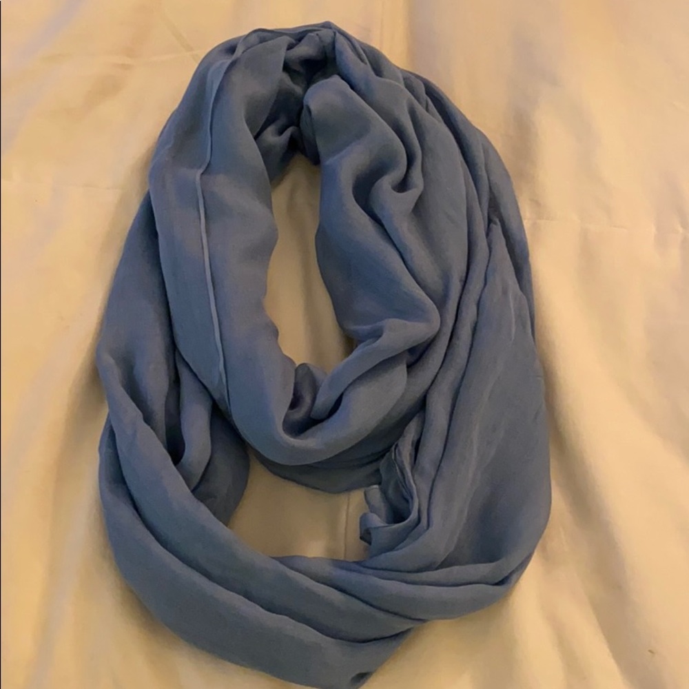 Women’s turquoise scarf